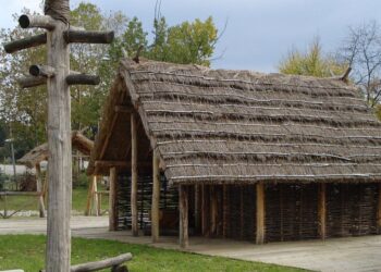 5 Civilizations That Laid The First Stones Of Human History